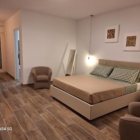 Lgo Apartments Portocannone Kültér fotó